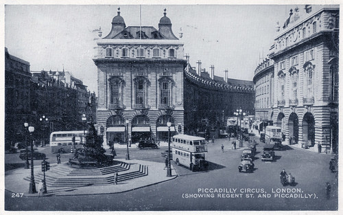 London - Piccadilly Circus and Regent Street