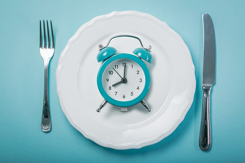 What is Intermittent Fasting? (TIPS TO GET STARTED TODAY)