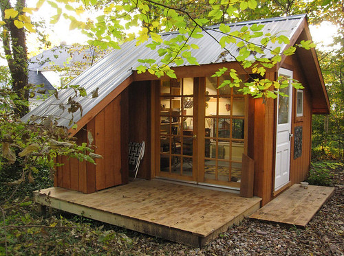 tiny-house-backyard-sanctuary-missouri-1