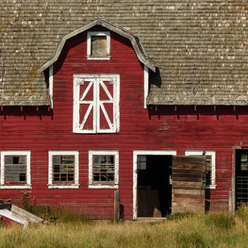A fine old barn