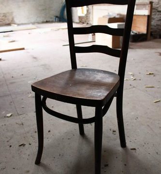 24-01-10 Empty Chair