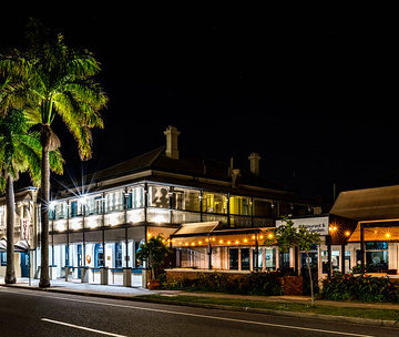 The Waterloo Bay Hotel (Wynnum, Queensland)