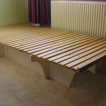 woodwork.  Making a single bed. Part 3.   Finished.