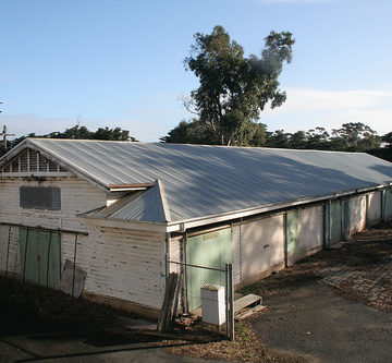 20120808_7944 front shed