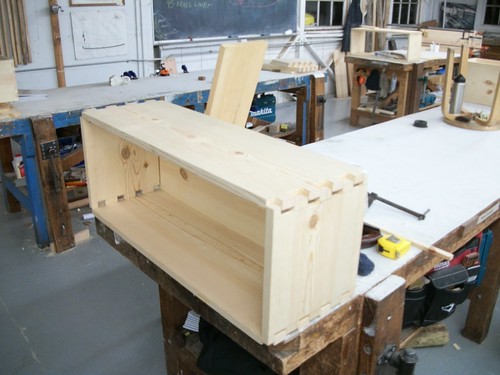 Basic Boatbuilding - shoulder box - Trial fitting dovetails