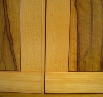 Fine Woodworking - Desk Detail 8
