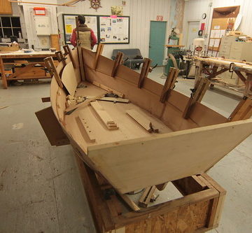 IMG_8245 - Port Hadlock WA - Northwest School of Wooden Boatbuilding - Skiff Construction - Bruce Blatchley section - Atkin Flipper dinghy - end of day