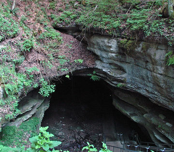 Historic Entrance (Mammoth Cave, Kentucky, USA) 1