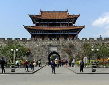 China - Yunnan - Dali - City Gate - 96