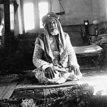 Mugbil Bin Abdulrahman Al-Thukair (1844-1923) (The Pride of Merchants)