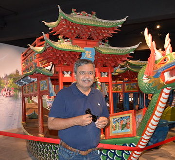 My turn to pose by the dragon boat